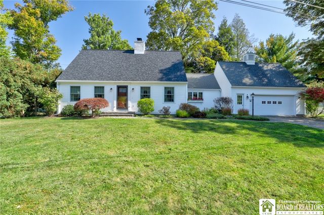 8 Ivy Lane, Busti, NY 14750