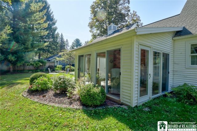 8 Ivy Lane, Busti, NY 14750