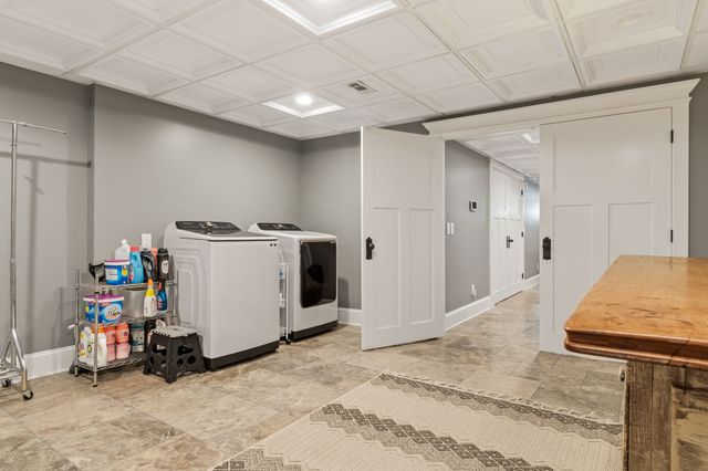 1051 Smith Avenue, Hohenwald, TN 38462