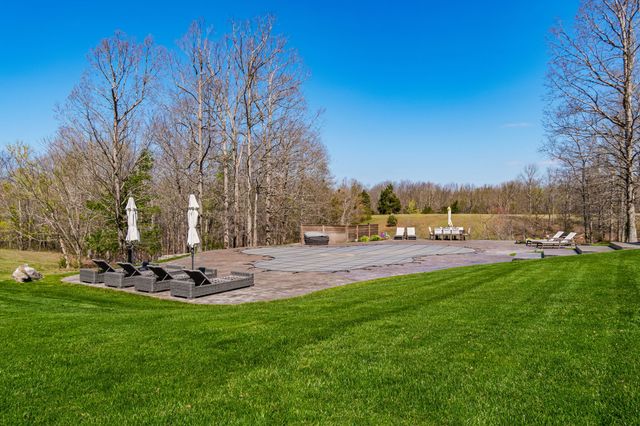 1051 Smith Avenue, Hohenwald, TN 38462