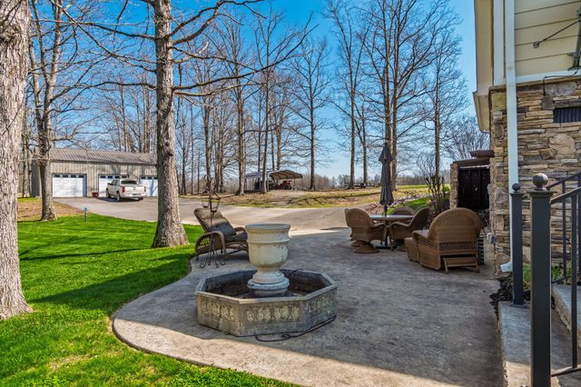 1051 Smith Avenue, Hohenwald, TN 38462