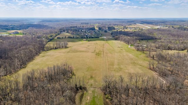 1051 Smith Avenue, Hohenwald, TN 38462