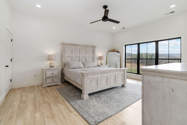 65 Hwy 1003, Somerset, KY 42501