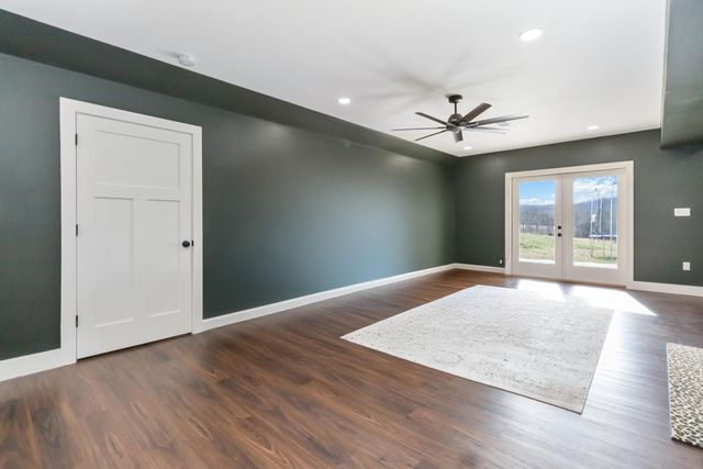 65 Hwy 1003, Somerset, KY 42501