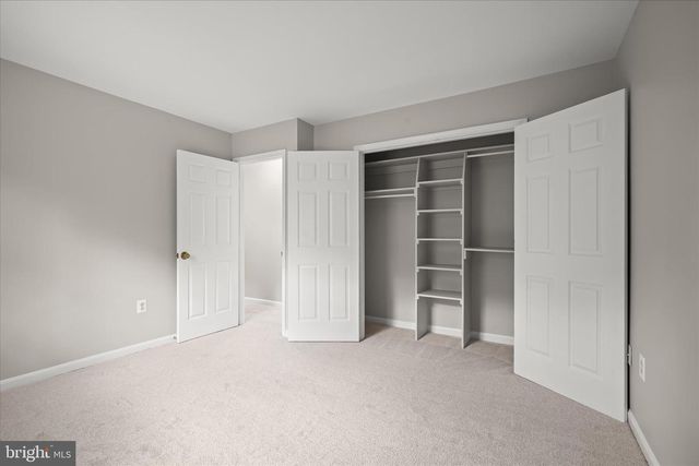 8229 SUNSET DR, Manassas, VA 20110