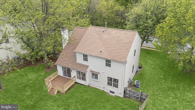 8229 SUNSET DR, Manassas, VA 20110
