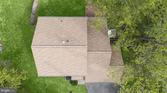 8229 SUNSET DR, Manassas, VA 20110