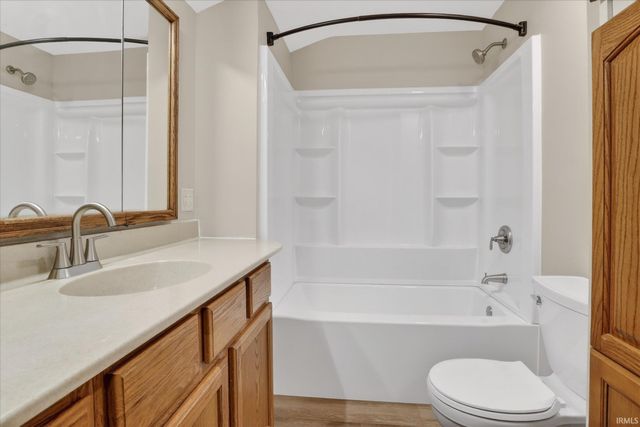 20391 Roosevelt Road, South Bend, IN 46614