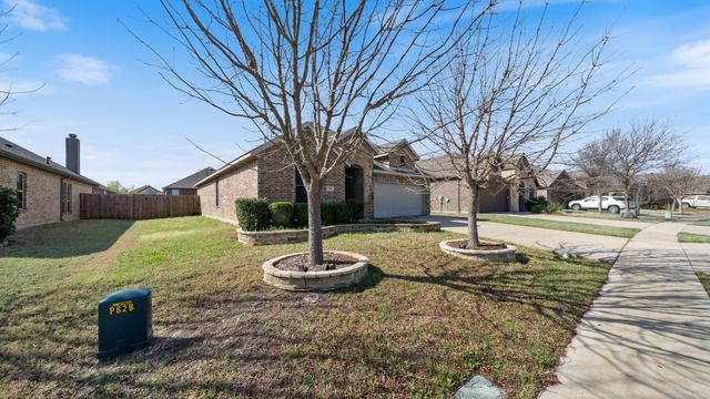 244 Valley View Drive, Waxahachie, TX 75167