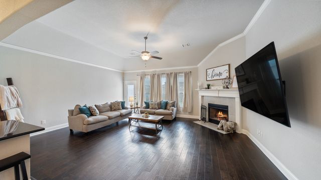 244 Valley View Drive, Waxahachie, TX 75167