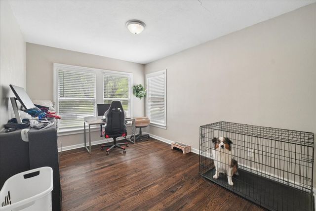 4006 Curzon Avenue, Fort Worth, TX 76107