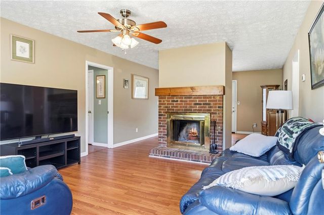 1530 Highway 155 N, Mcdonough, GA 30252