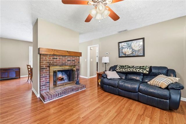 1530 Highway 155 N, Mcdonough, GA 30252