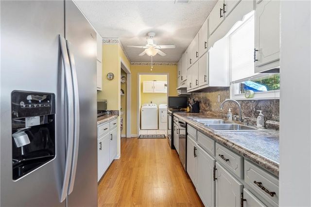 1530 Highway 155 N, Mcdonough, GA 30252