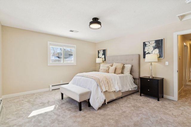 17100 Hampton Court, Minnetonka, MN 55345