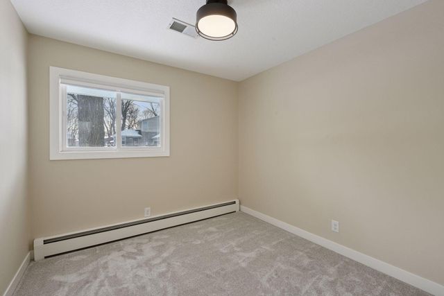 17100 Hampton Court, Minnetonka, MN 55345