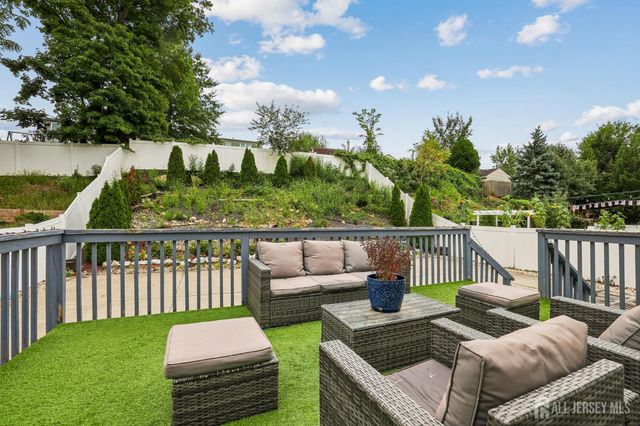 218 McFarlane Road, Colonia, NJ 07067