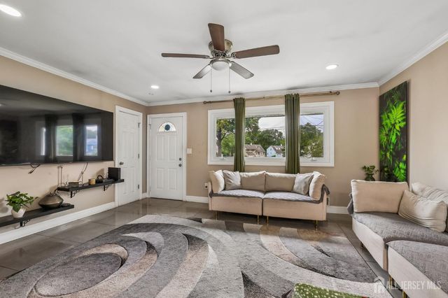 218 McFarlane Road, Colonia, NJ 07067