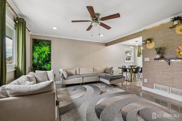 218 McFarlane Road, Colonia, NJ 07067