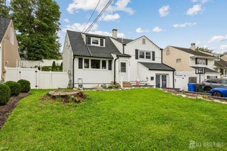 218 McFarlane Road, Colonia, NJ 07067