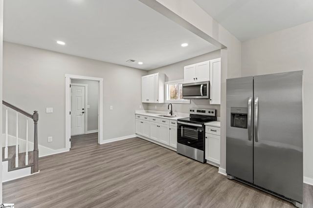 8 Powell Street, Seneca, SC 29678