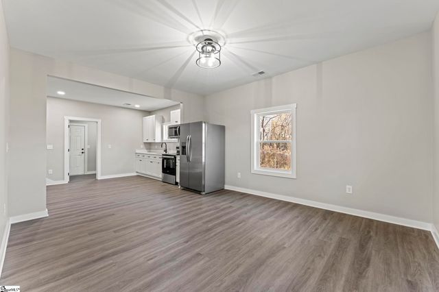 8 Powell Street, Seneca, SC 29678