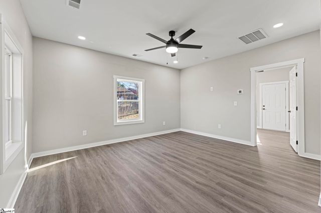 8 Powell Street, Seneca, SC 29678