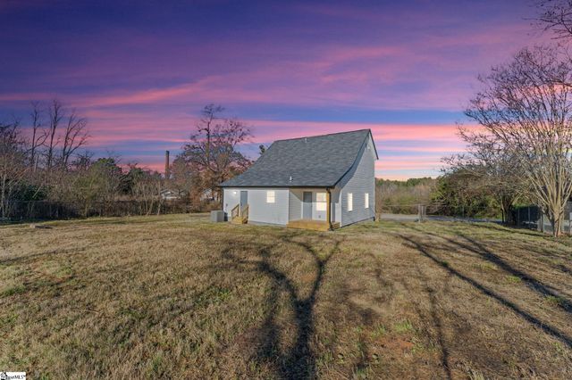 8 Powell Street, Seneca, SC 29678