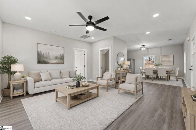 8 Powell Street, Seneca, SC 29678