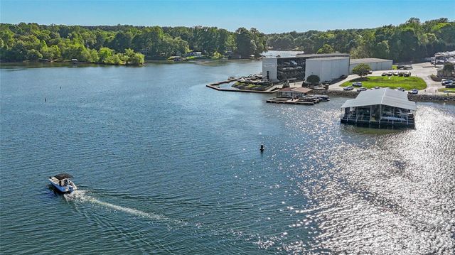 1079 Arundle Road, Sherrills Ford, NC 28673