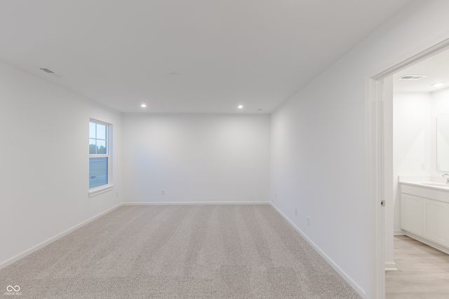 2736 Evergreen Avenue, Plainfield, IN 46168