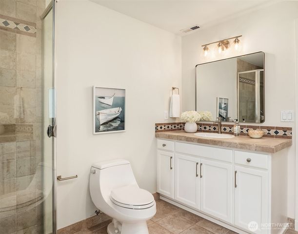 3246 W Lake Sammamish Parkway NE, Redmond, WA 98052