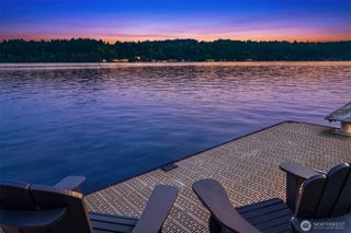 3246 W Lake Sammamish Parkway NE, Redmond, WA 98052