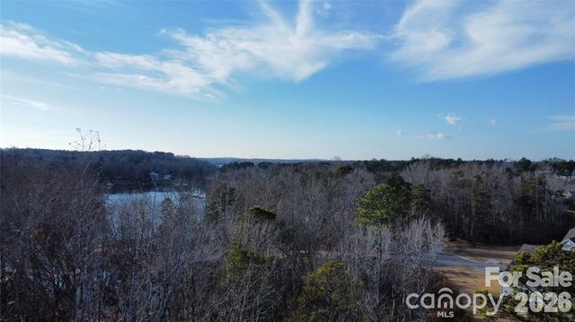 16021 Little Ray Court, Charlotte, NC 28278