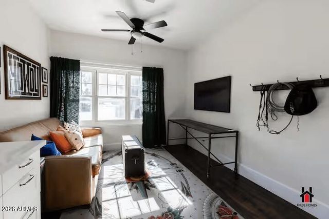 124 W 1ST Street, Mesa, AZ 85201