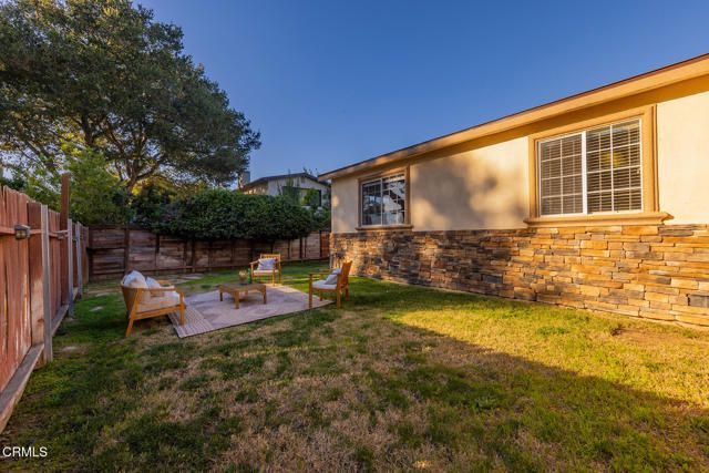 253 N Poli Avenue, Ojai, CA 93023