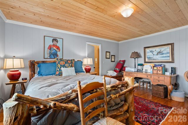 479 Old Dummy Line Road, Balsam, NC 28707