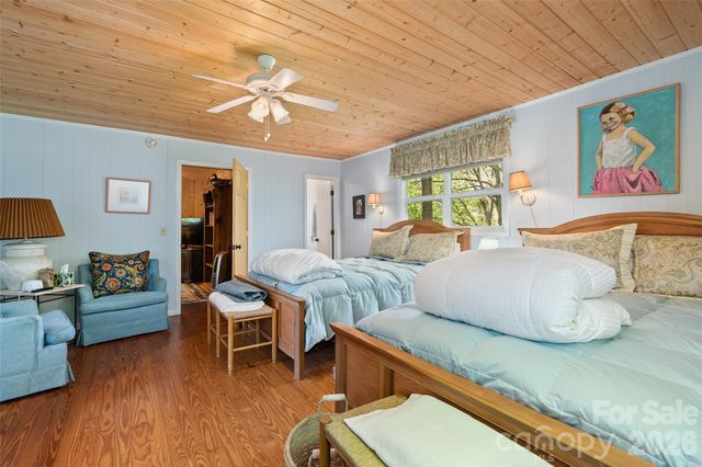 479 Old Dummy Line Road, Balsam, NC 28707