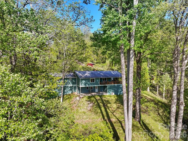 479 Old Dummy Line Road, Balsam, NC 28707