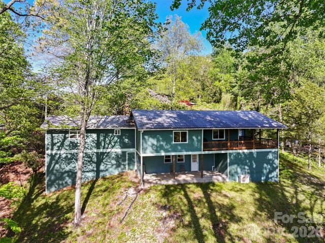 479 Old Dummy Line Road, Balsam, NC 28707