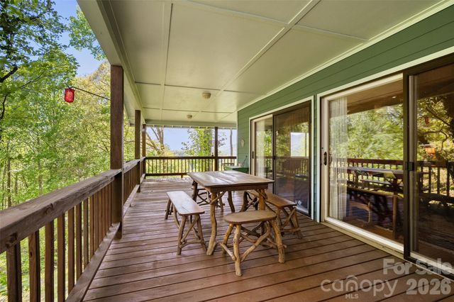 479 Old Dummy Line Road, Balsam, NC 28707