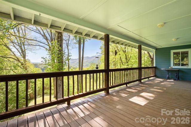 479 Old Dummy Line Road, Balsam, NC 28707
