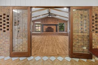 2365 Crescent Drive, Paris, TX 75460