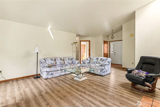 3922 14th Court NE, Olympia, WA 98506
