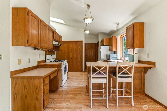 3922 14th Court NE, Olympia, WA 98506