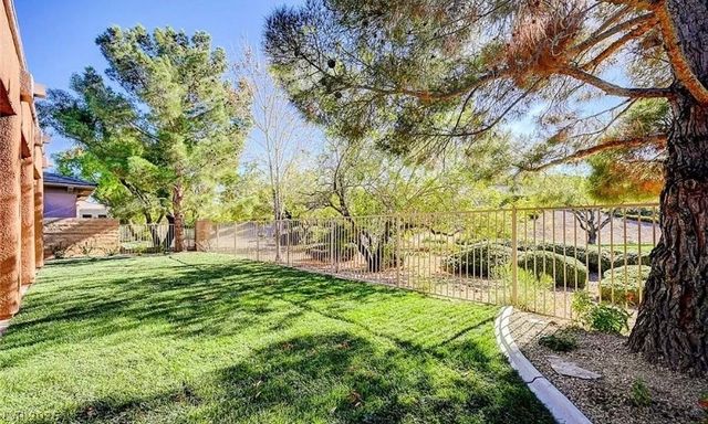 7 Hammock Dunes Court, Henderson, NV 89052