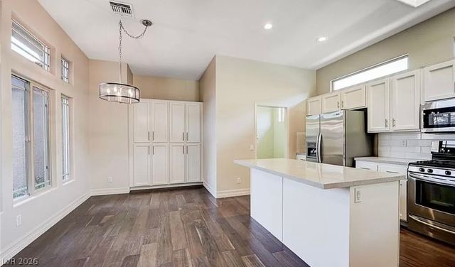 7 Hammock Dunes Court, Henderson, NV 89052