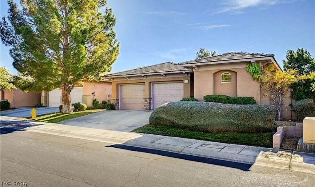 7 Hammock Dunes Court, Henderson, NV 89052