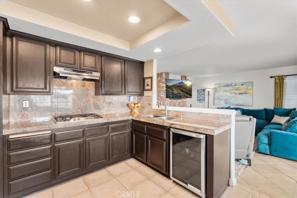 Image 16 of property listing at 1430 Elderwood Drive, Corona, CA 92882