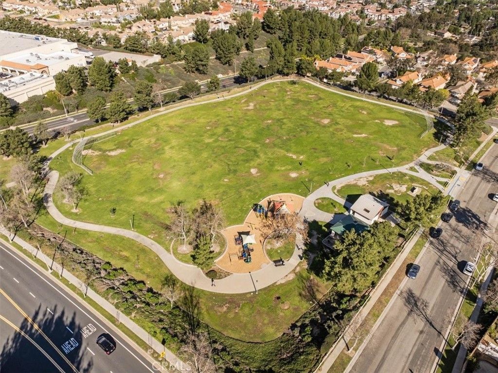 Image 9 of property listing at 1430 Elderwood Drive, Corona, CA 92882